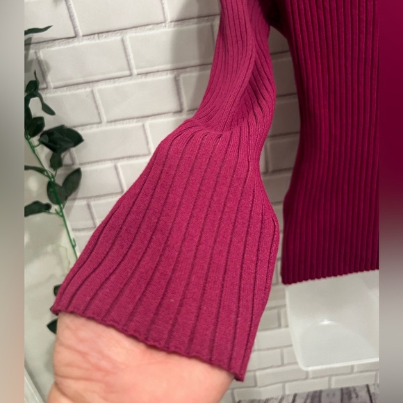 CALVIN KLEIN women’s cut-out ribbed knit pullover sweater fuchsia/size M - Picture 7 of 7